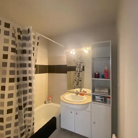 T2 En Avec Piscine Commune شقة *