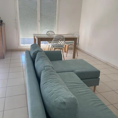 아파트 T2 En Avec Piscine Commune